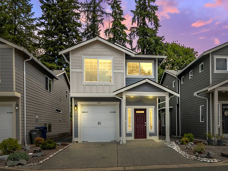 323 Penny Ave — Photo 1