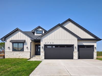 4748 144th St, Urbandale, IA, 50323