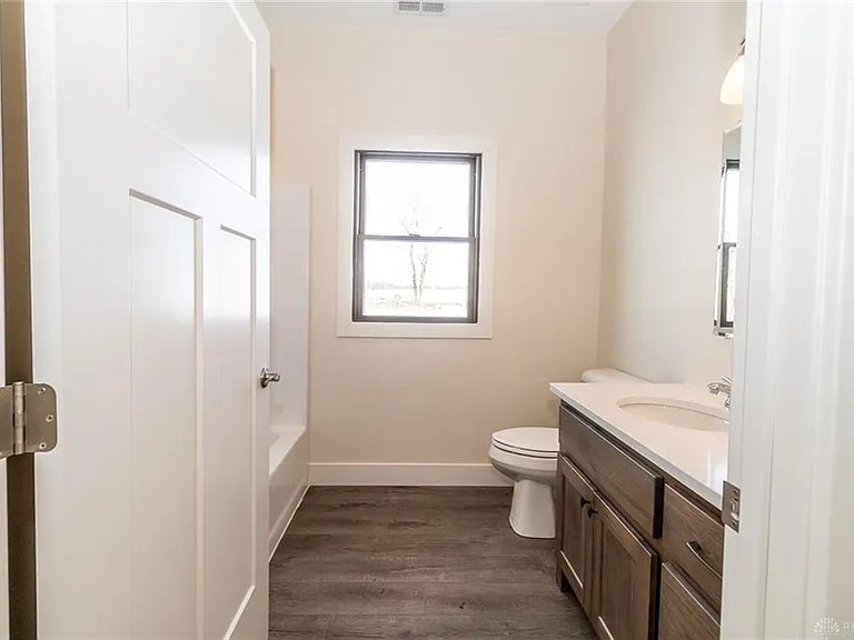 1025 Baker Rd — Photo 35