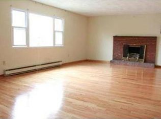 11 Garnet St #2, Watertown, MA 02472