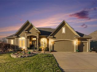 23518 W 72nd Ter, Shawnee, KS 66227