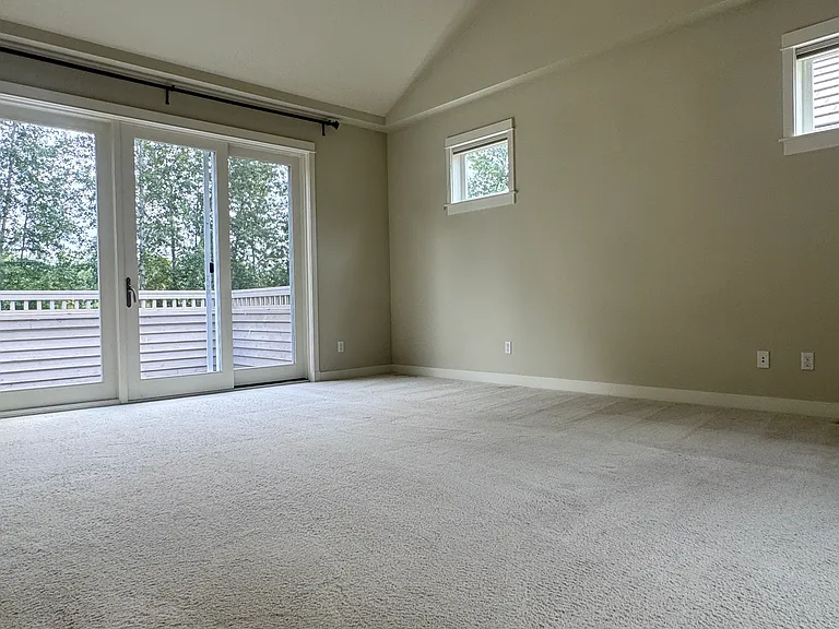 17140 NE 46th Ct — Photo 18
