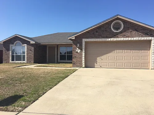 2105 Jake Dr Photo 1
