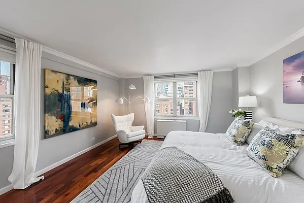 Sold by Nest Seekers International | media 4