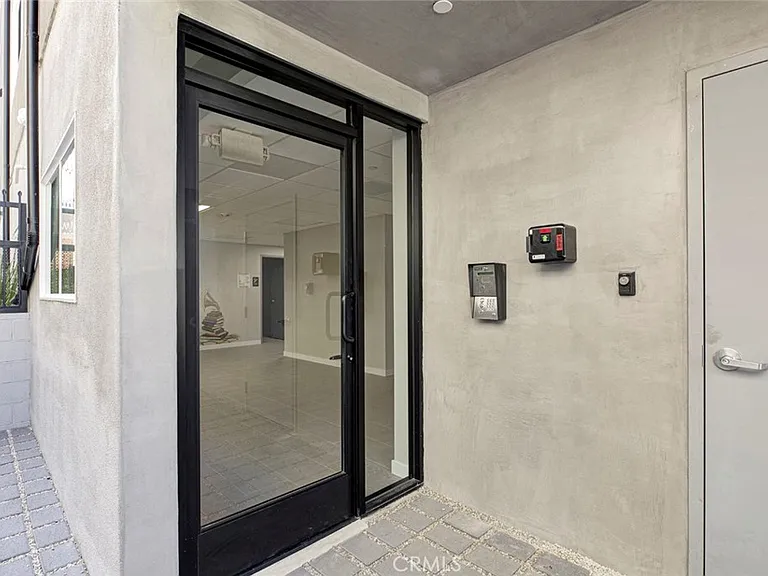 14810 Delano St #204 — Photo 12