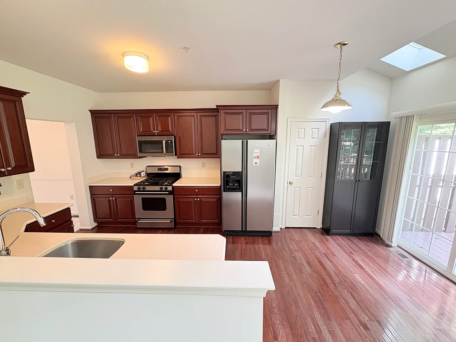157 Madison Way - 1 — Photo 2