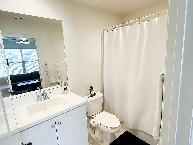 959 Slate St — Photo 10
