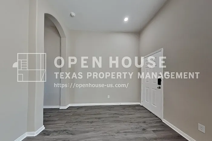 3218 Clayton Terrace Dr — Photo 5