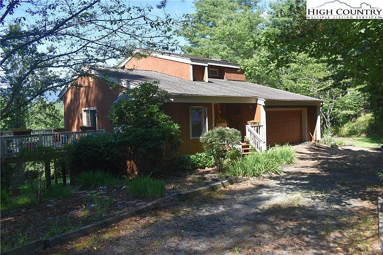 1st image of 592 River Hills Rd
