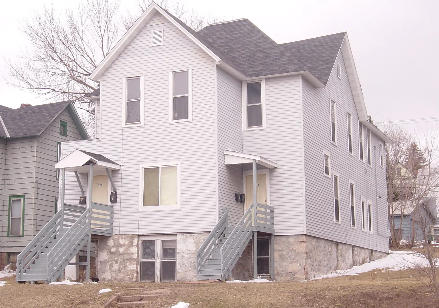 4 Plex - 2113 W. 3rd St. A & B 2115 W 3rd St C & D — Photo 1