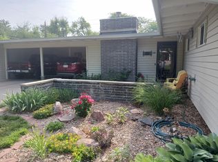 814 Lyncrest Dr, Lincoln, NE 68510