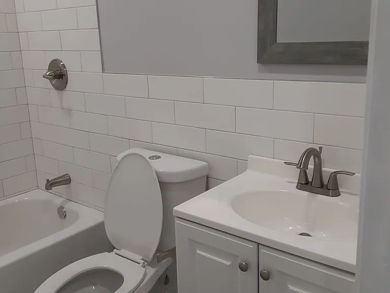 574 E Herman St — Photo 9