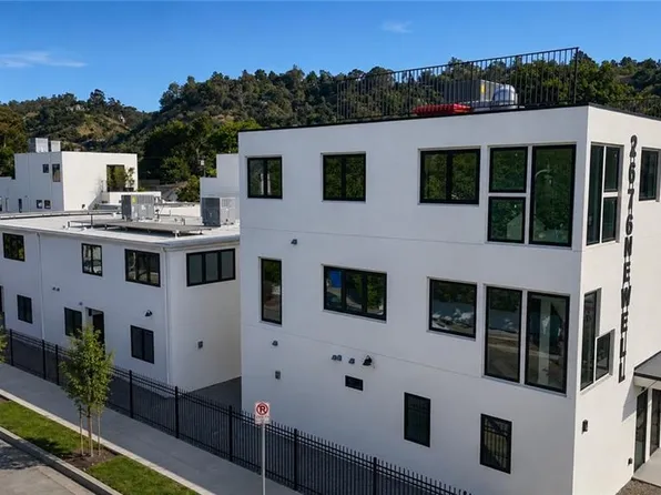 2676 Newell Street - 2676, 2676 Newell St, Los Angeles, CA 90039