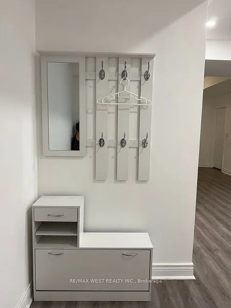 2 bed, $1,950 — Photo 3