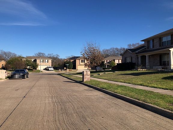 4th image of 1211 Alhambra Dr
