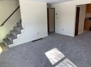 196 Church St Unit 196, Waltham, MA 02452