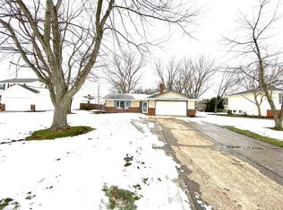 23931 Euclid Chagrin Pkwy, Richmond Heights, OH 44143