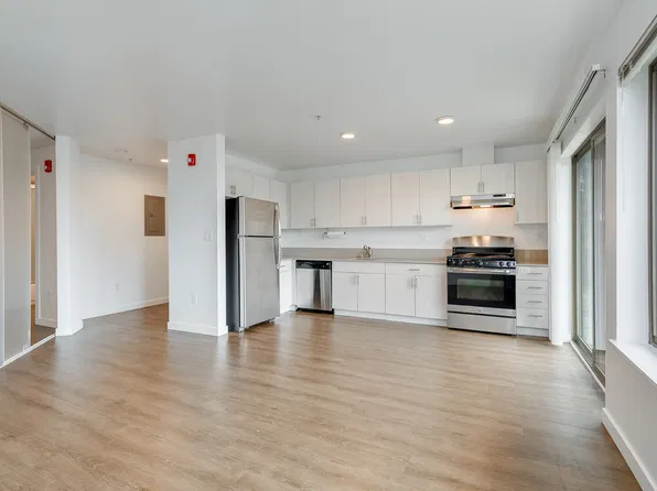 1100 S Massachusetts St #105, Seattle, WA 98134