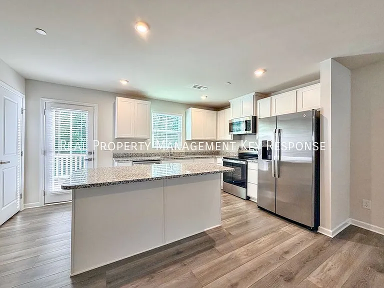 5068 Snow Owl Ct — Photo 4