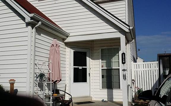 2nd image of 1218 Garden Village Dr