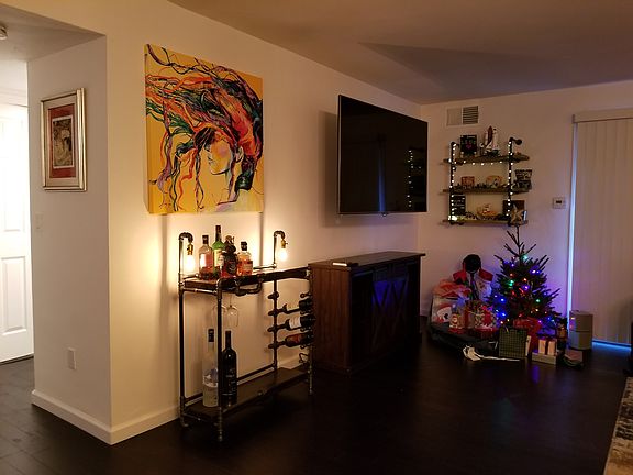 4th image of 1615 Hotel Cir S #311D