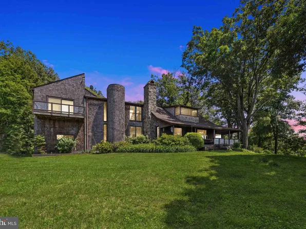 615 Eagle Rock Ln, Bluemont, VA 20135