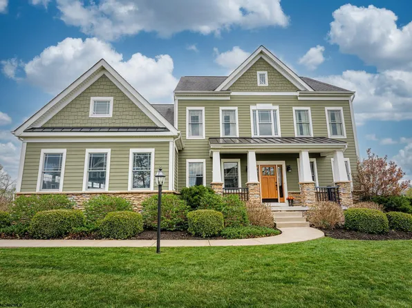 704 N Vista Ct, Morgantown, WV 26508