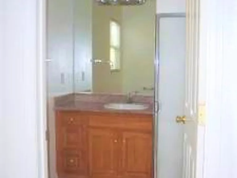 La Casa Elegante Apartments — Photo 6