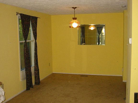 Dining room area