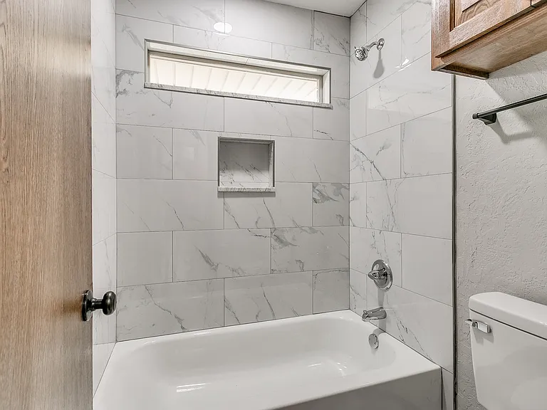 1213 Westbrooke Ter — Photo 18