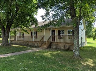 1766 Hayshed Rd, Charlotte, TN 37036