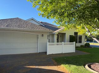 3400 S Huntington Loop, Kennewick, WA 99337