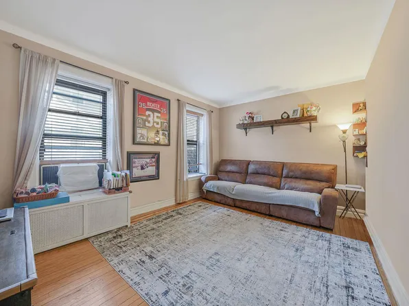 83-84 116th St #1H, Kew Gardens, NY 11418