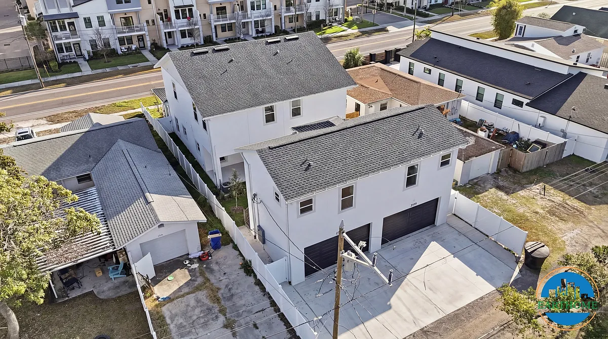 Building Photo - 2523 13th Ave N #B