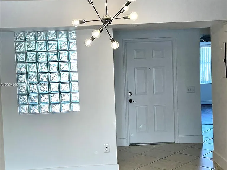 150 NW 96th Ave #9207 — Photo 8