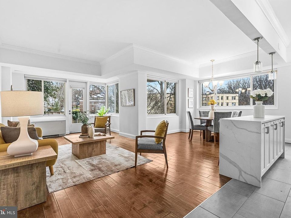 1st image of 4000 Tunlaw Rd NW APT 121