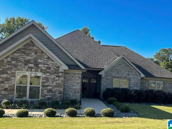 195 Crest Loop Rd, Clanton, AL 35045