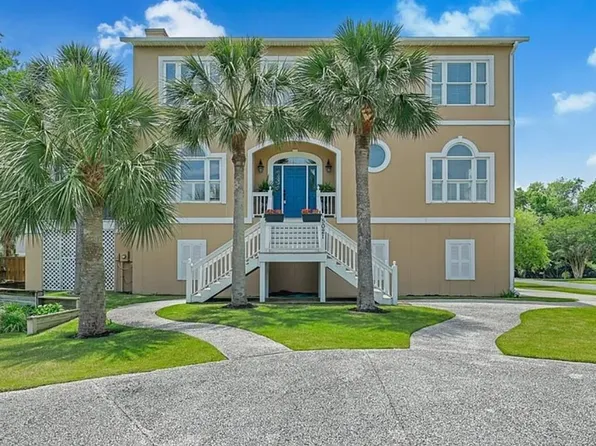 5021 Riverside Dr, Brunswick, GA 31520