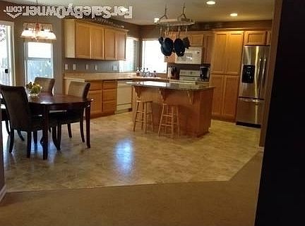 4th image of 2404 NE 96th St