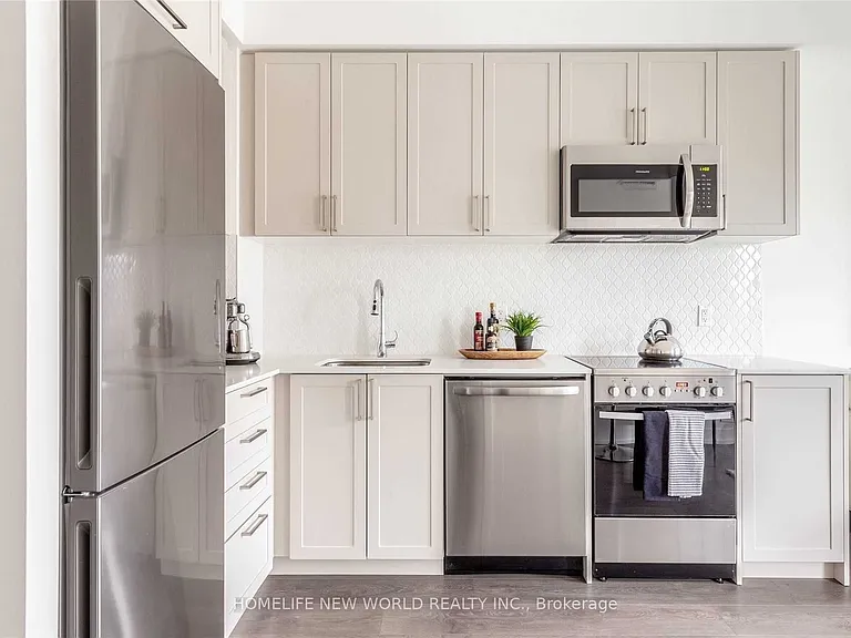 278 Buchanan Dr #218E — Photo 3