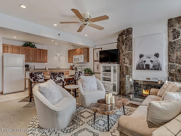 2nd image of 640 Carriage Way #304