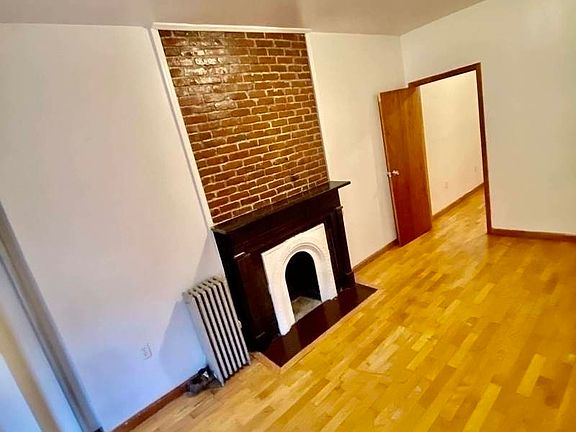 3rd image of 236 8th St #A1