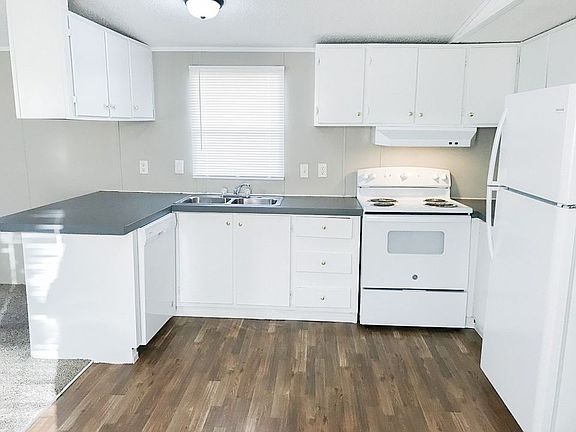 Kitchen Bar Area