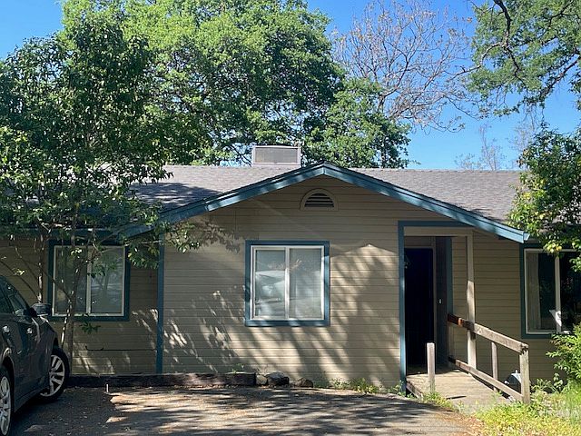 Located on a quaint and quiet cul-de-sac lane. Ample tennant parking (or outdoor dining/sitting area) on an asphalt pad.