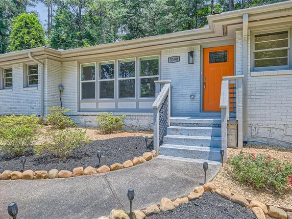 3190 Pinehill Dr, Decatur, GA 30032