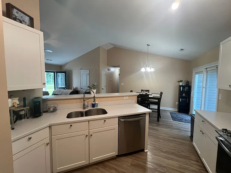864 Old Folkstone Rd — Photo 8