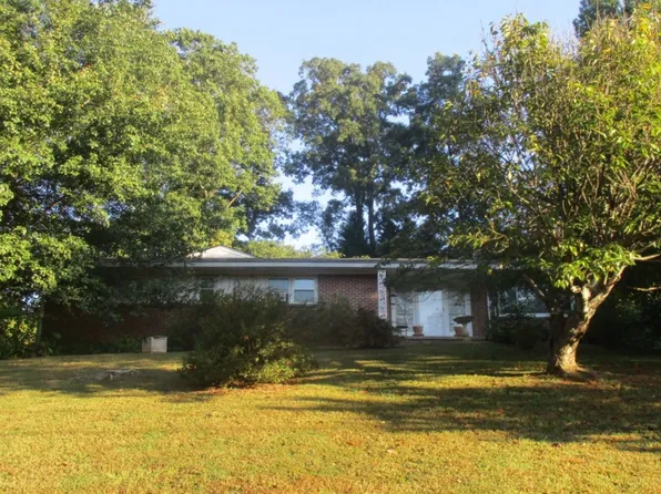 1496 Runnymeade Rd, Atlanta, GA 30319