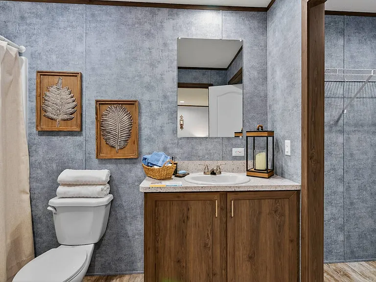 300 Glenwood Dr #311 — Photo 2