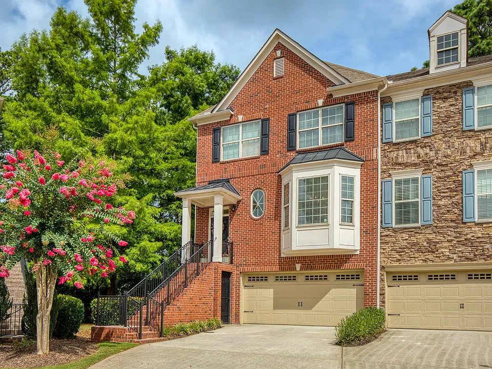 5010 Manchester Cir