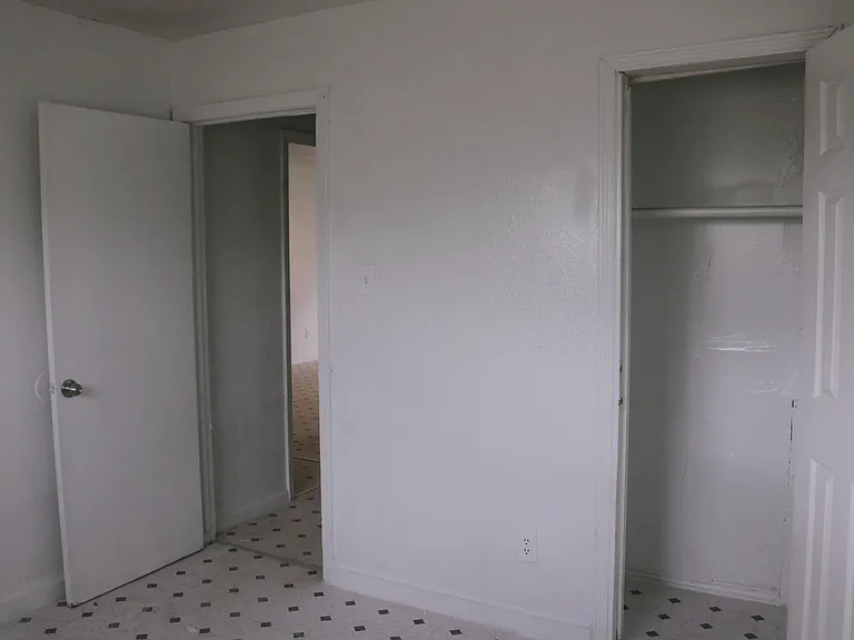 5425 Cavalcade St #4 — Photo 11
